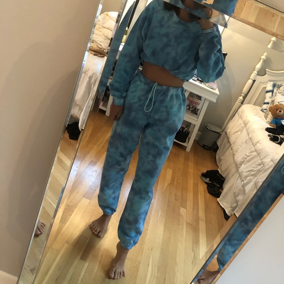 Tie Dye Sweatsuit (Mixed Blues) - Picture 5 of 8